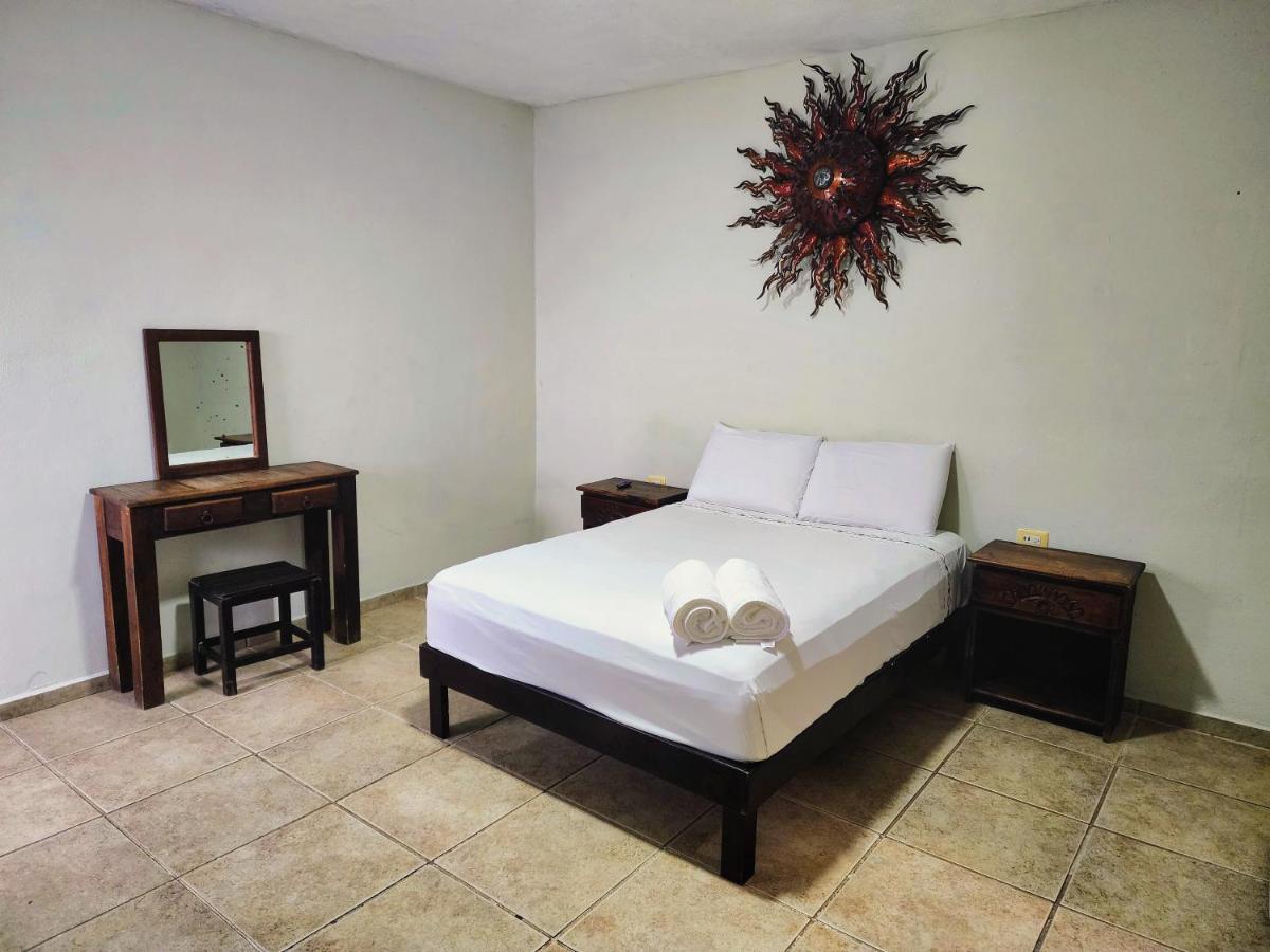Hotel Sueno Maya Isla Mujeres Exterior photo
